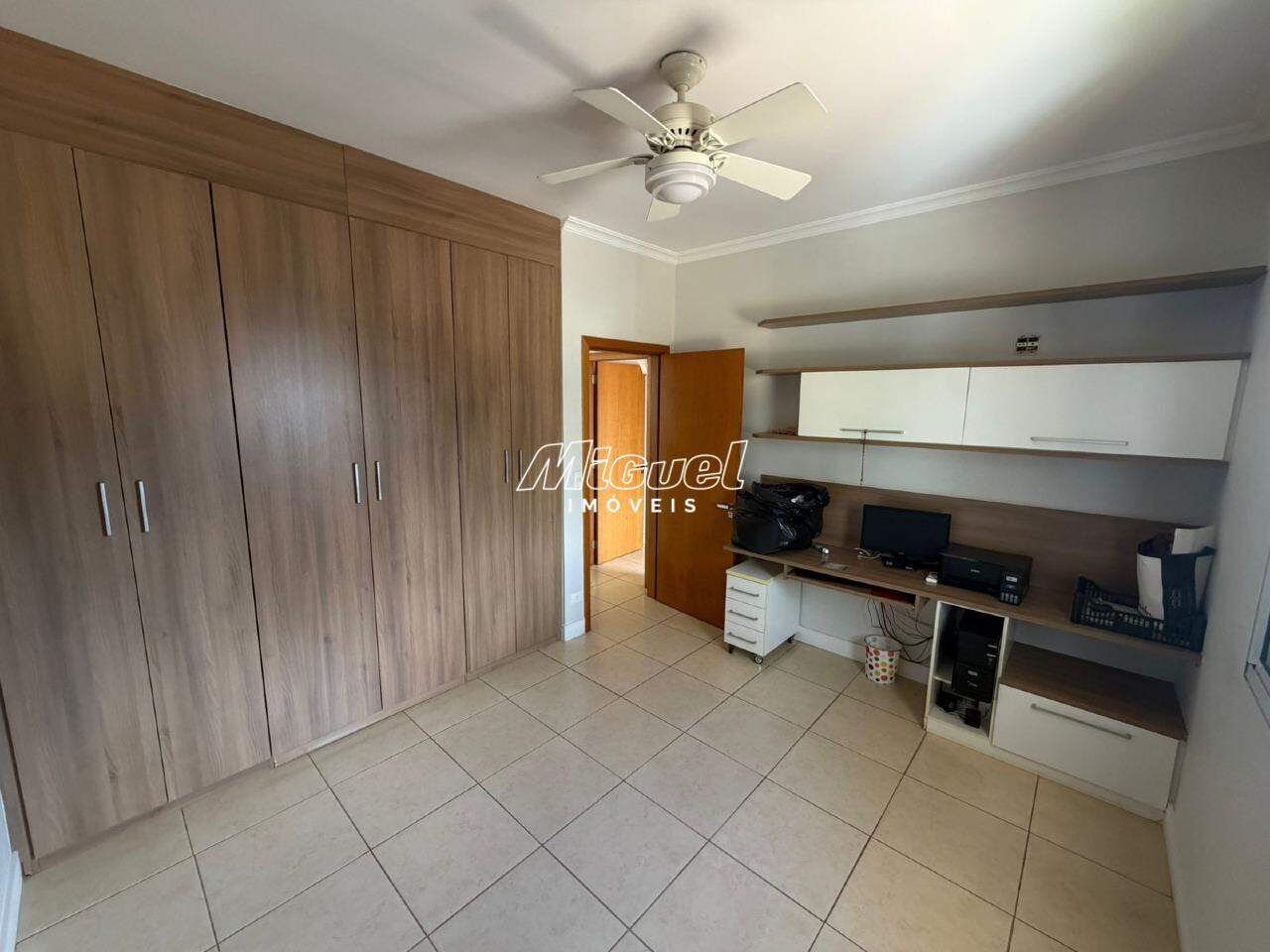 Casa em Condomínio, para aluguel, Pompeia - 4 quartos Residencial Leão - Piracicaba/SP: 