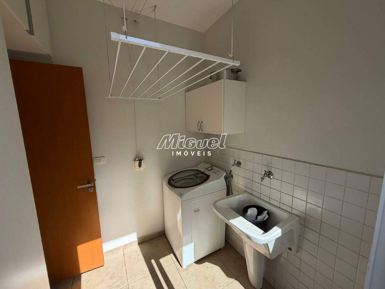 Casa em Condomínio, para aluguel, Pompeia - 4 quartos Residencial Leão - Piracicaba/SP: 