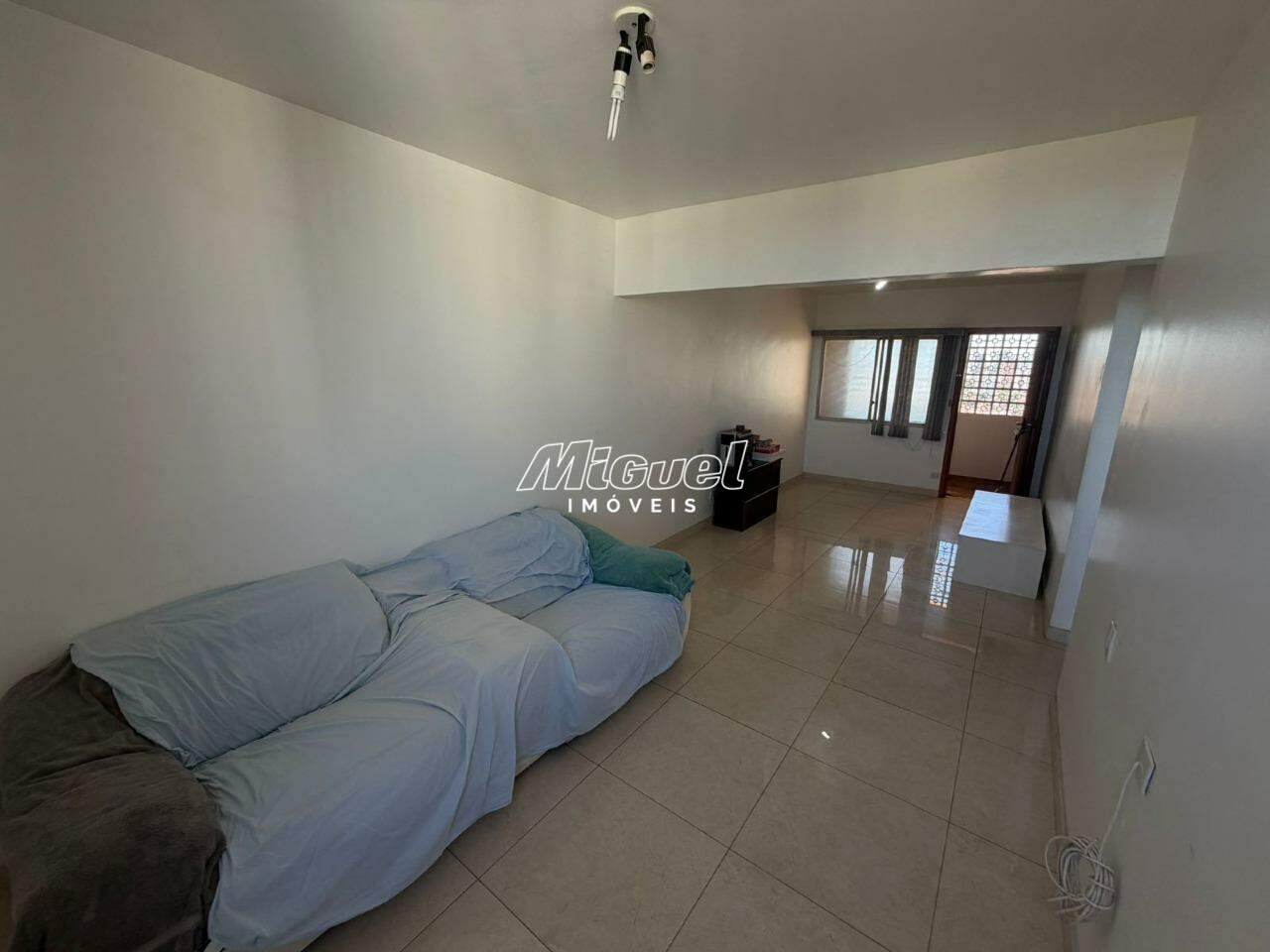 Apartamento, à venda, Centro - 1 quarto Conjunto Champs Elysees - Piracicaba/SP: 