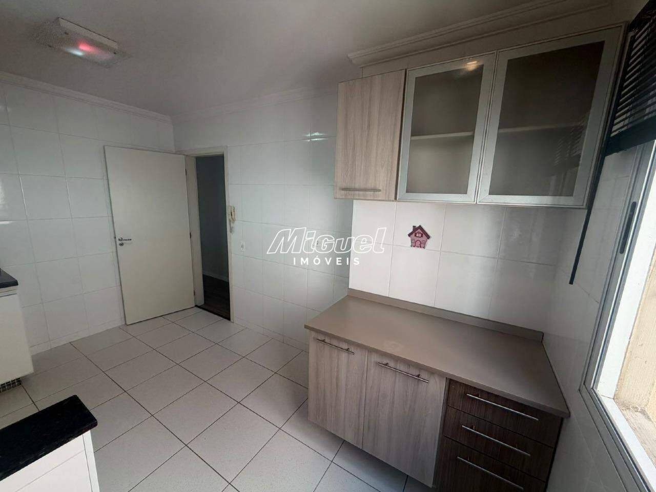 Apartamento, para aluguel, Água Branca - 2 quartos Condomínio Residencial Del Giardino III - Piracicaba/SP: 