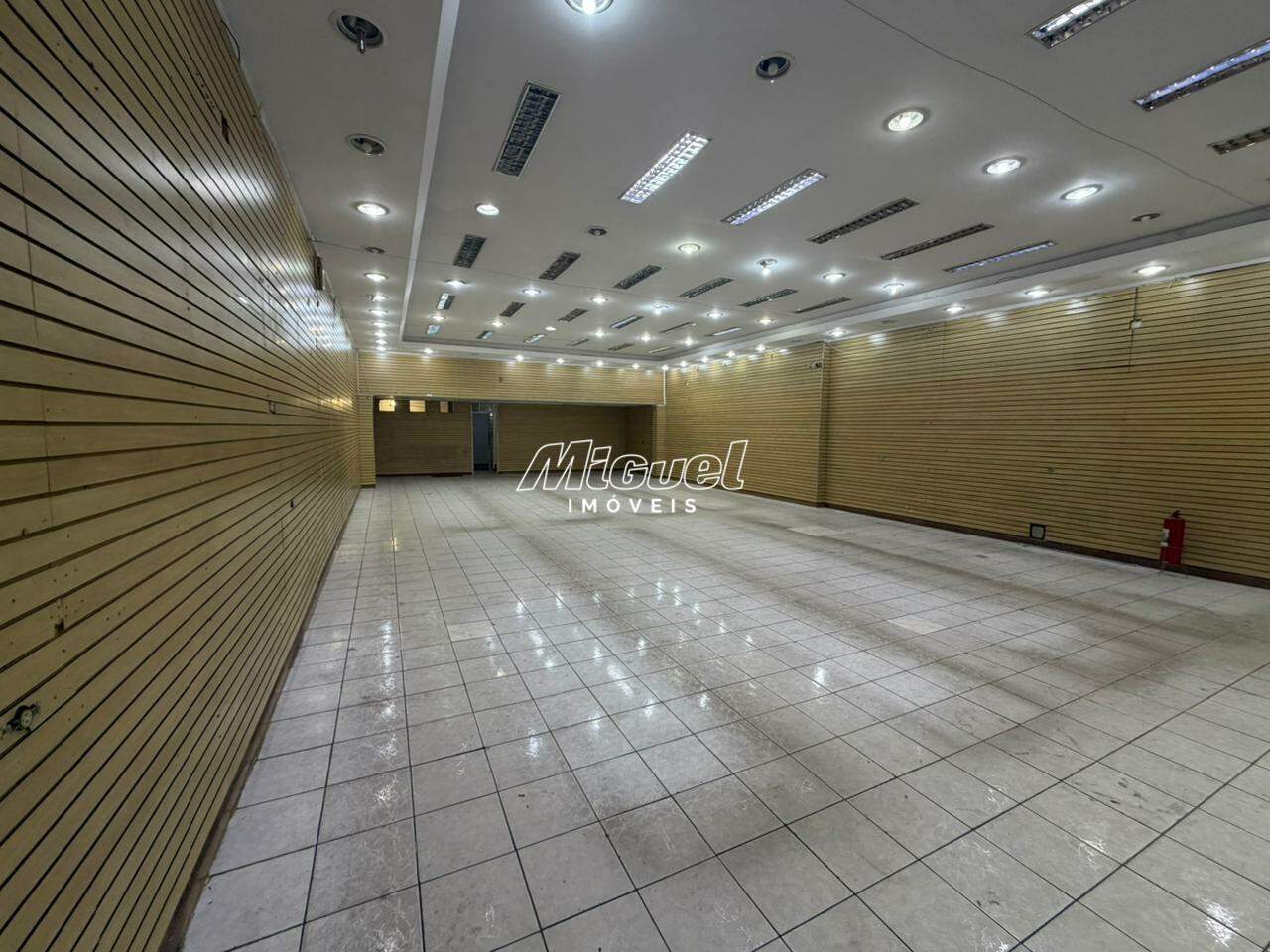 Salão Comercial, para aluguel, Centro - - Piracicaba/SP: 
