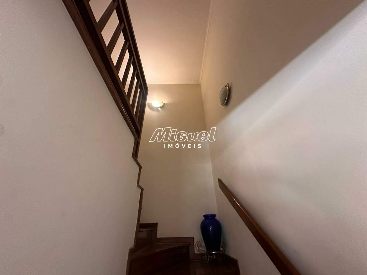 Apartamento, à venda, Centro - 2 quartos Condomínio Edifício Solar de Passargada - Piracicaba/SP: 