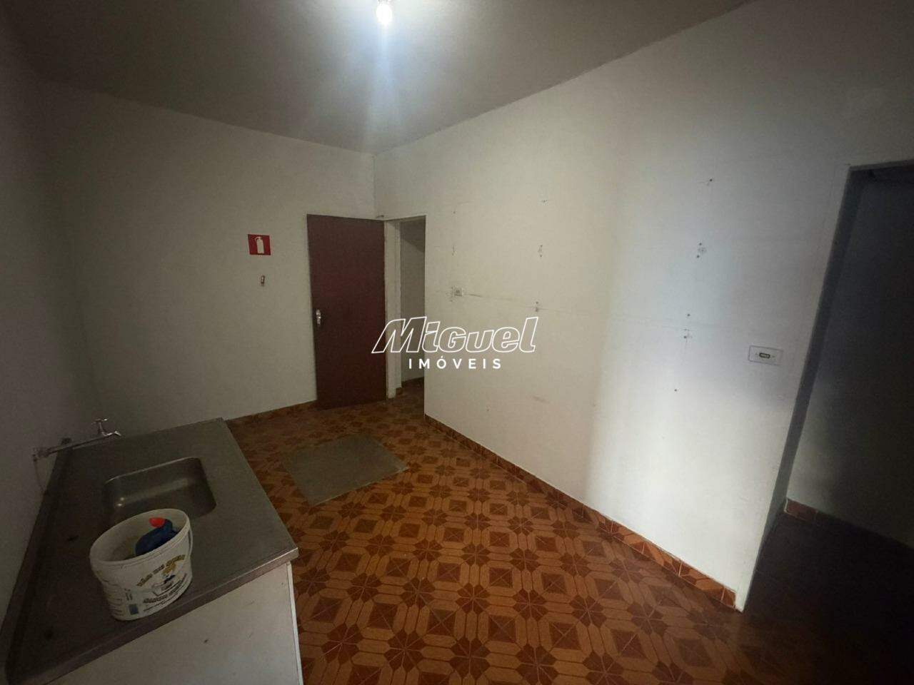 Salão Comercial, para aluguel, Centro - 1 quarto - Piracicaba/SP: