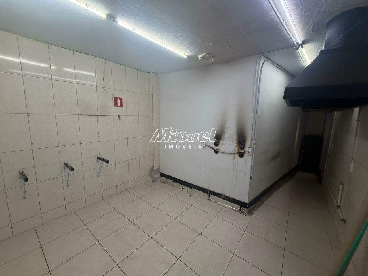 Salão Comercial, para aluguel, Centro - 1 quarto - Piracicaba/SP: