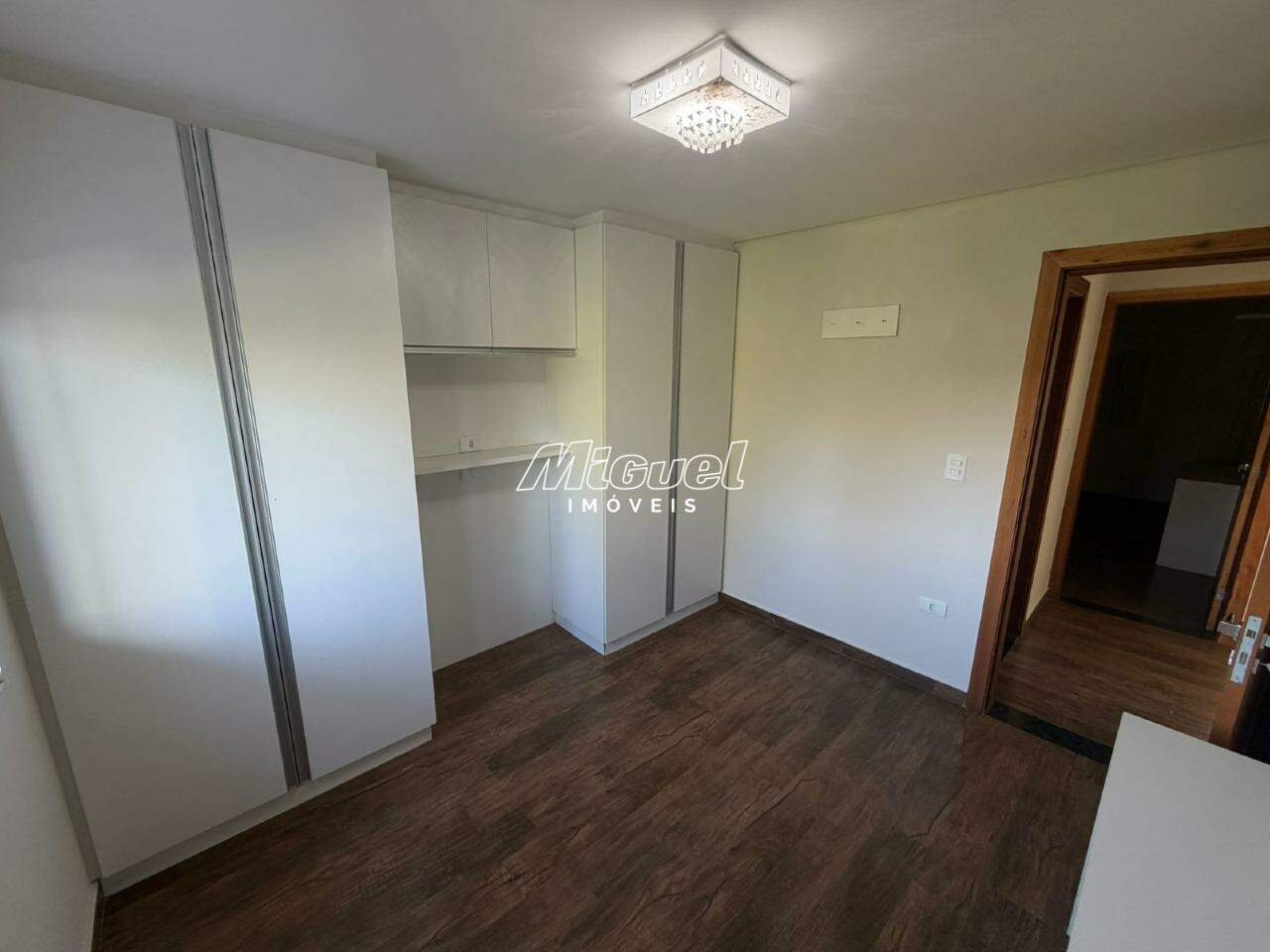 Casa em Condomínio, para aluguel, Recanto dos Universitários - 4 quartos Condomínio Residencial Morada dos Pássaros - Rio Das Pedras/SP: 