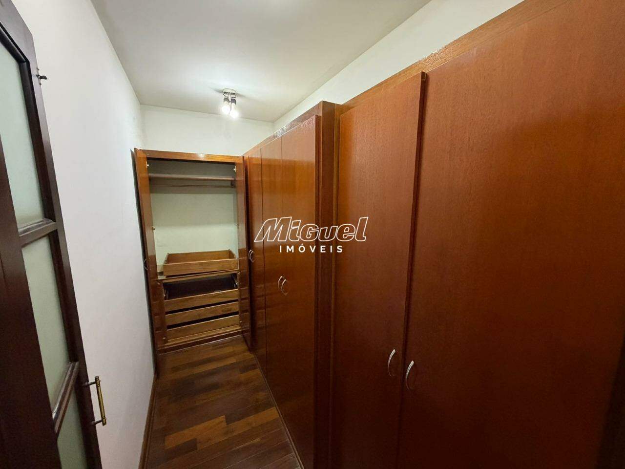 Apartamento, para aluguel, Centro - 3 quartos Edificio Piazza Navona - Piracicaba/SP: 
