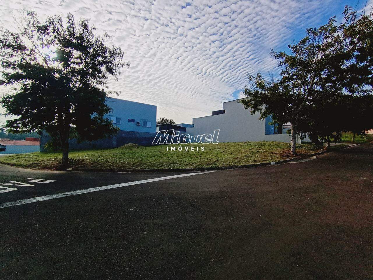 Terreno em Condomínio, à venda, Horto ( Tupi ) - Condomínio Portal do Horto - Piracicaba/SP: 