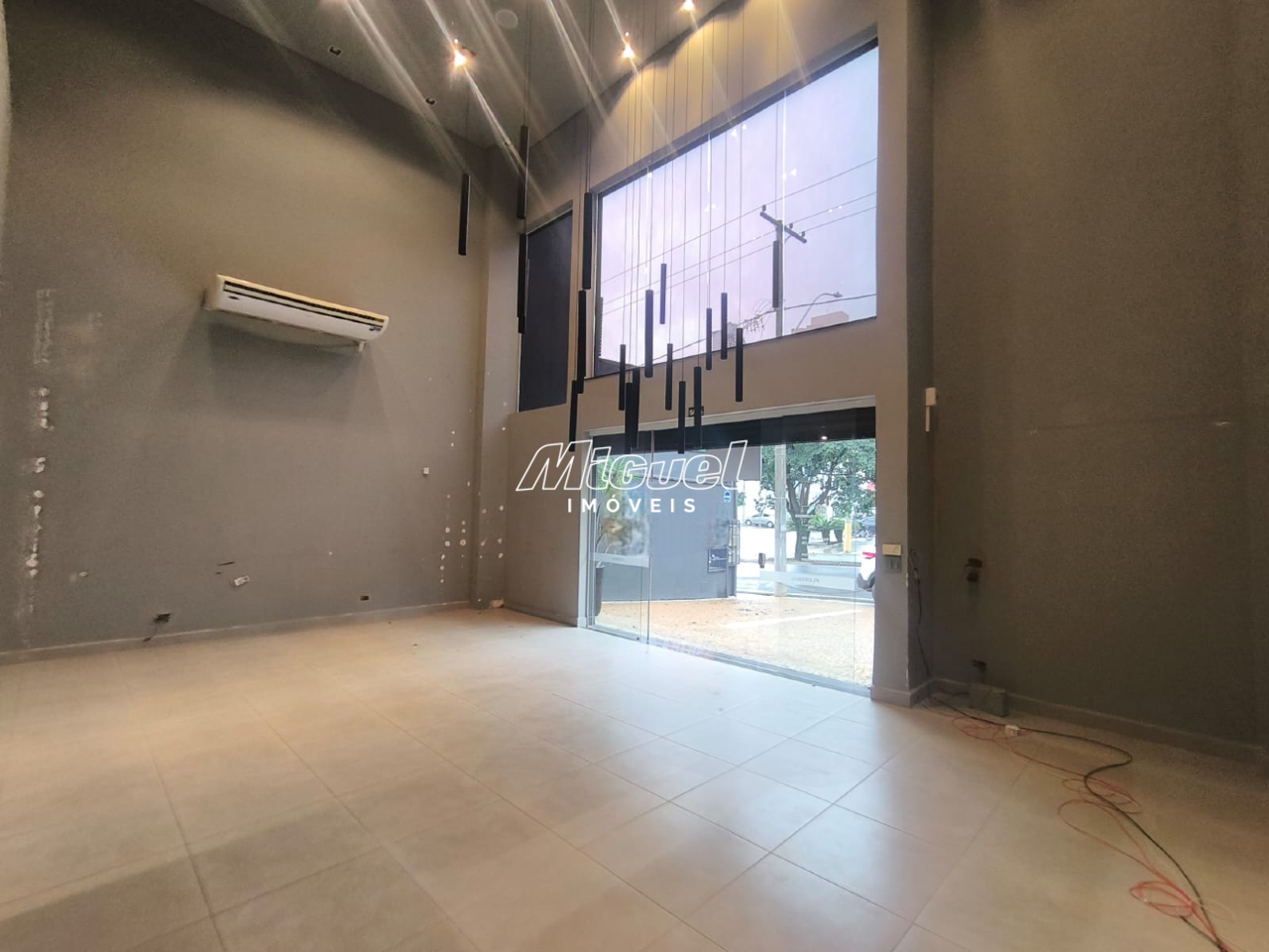 Salão Comercial, para aluguel, São Judas - - Piracicaba/SP: 