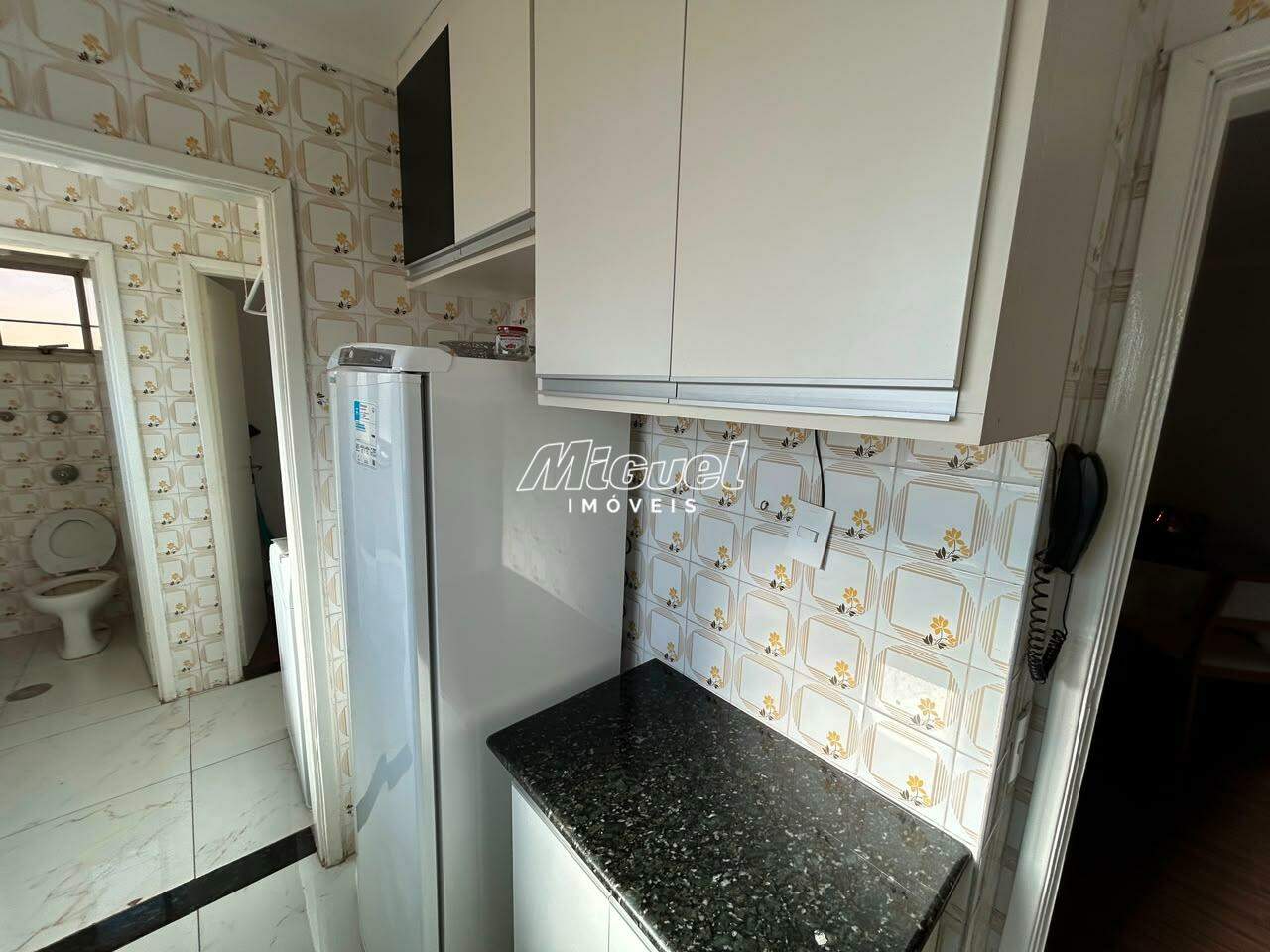 Apartamento, à venda, Cidade Alta - 2 quartos Condomínio Edifício Versailles - Piracicaba/SP: