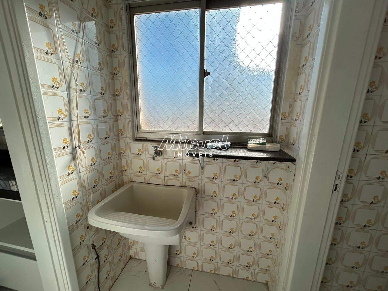 Apartamento, à venda, Cidade Alta - 2 quartos Condomínio Edifício Versailles - Piracicaba/SP: