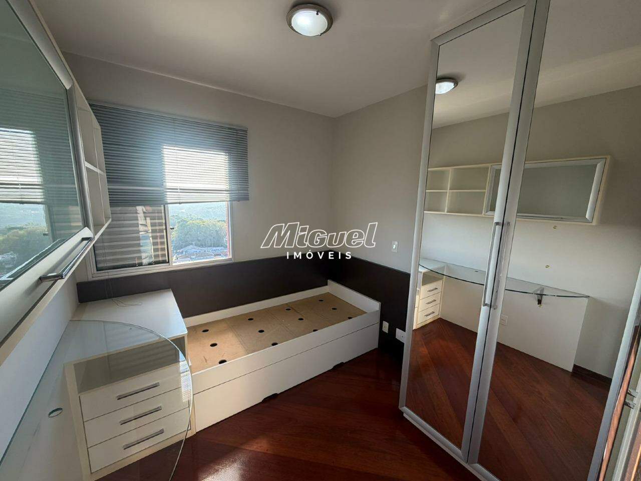 Apartamento, para aluguel, Centro - 3 quartos Edifício Portal dos Frades - Piracicaba/SP: 