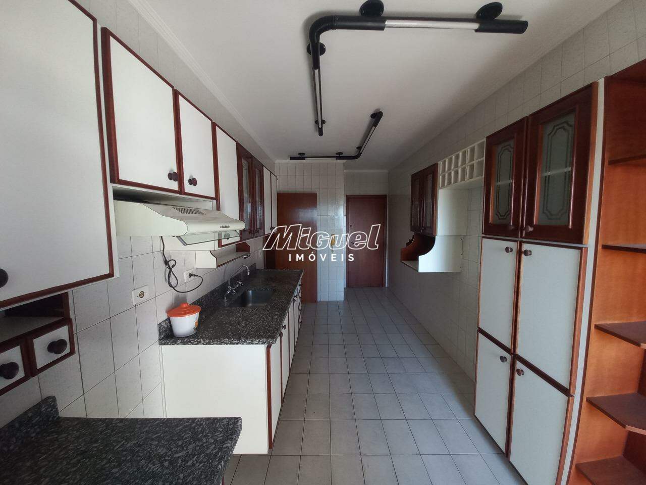 Apartamento, à venda, São Judas - 3 quartos Condomínio Tivoli - Piracicaba/SP: