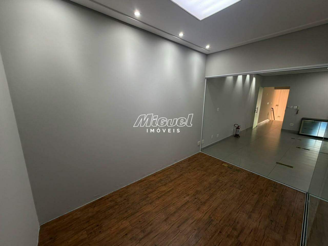 Salão Comercial, para aluguel, Vila Rezende - - Piracicaba/SP: