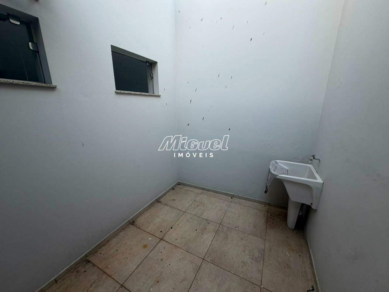 Salão Comercial, para aluguel, Vila Rezende - - Piracicaba/SP: