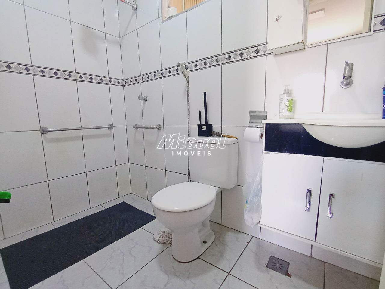Casa, à venda, Vila Rezende - 3 quartos - Piracicaba/SP: banheiro suite