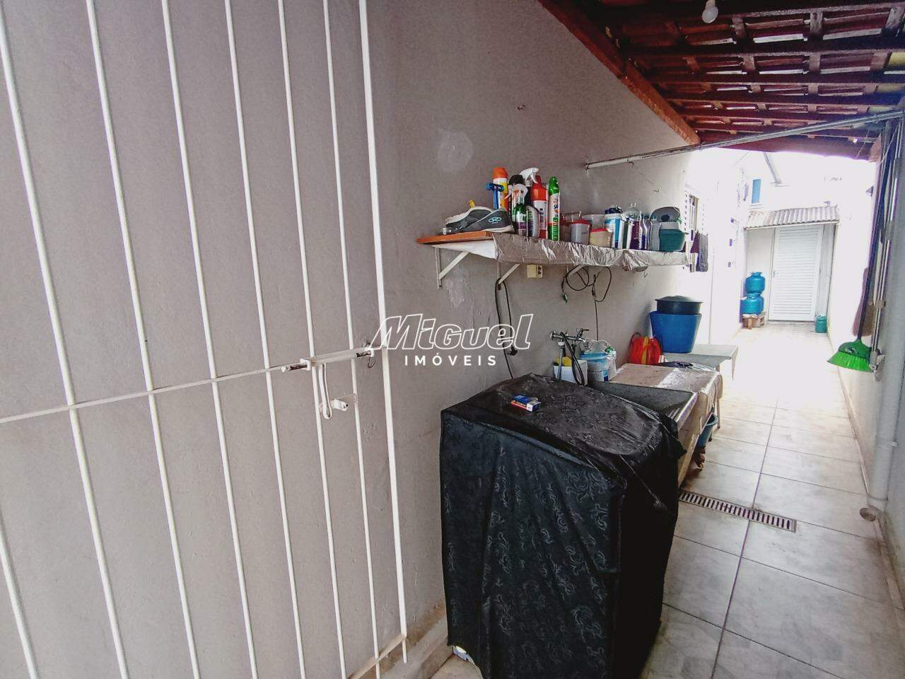 Casa, à venda, Vila Rezende - 3 quartos - Piracicaba/SP: lavanderia
