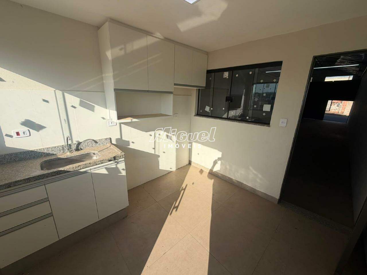Salão Comercial, para aluguel, Balbo - - Piracicaba/SP: 