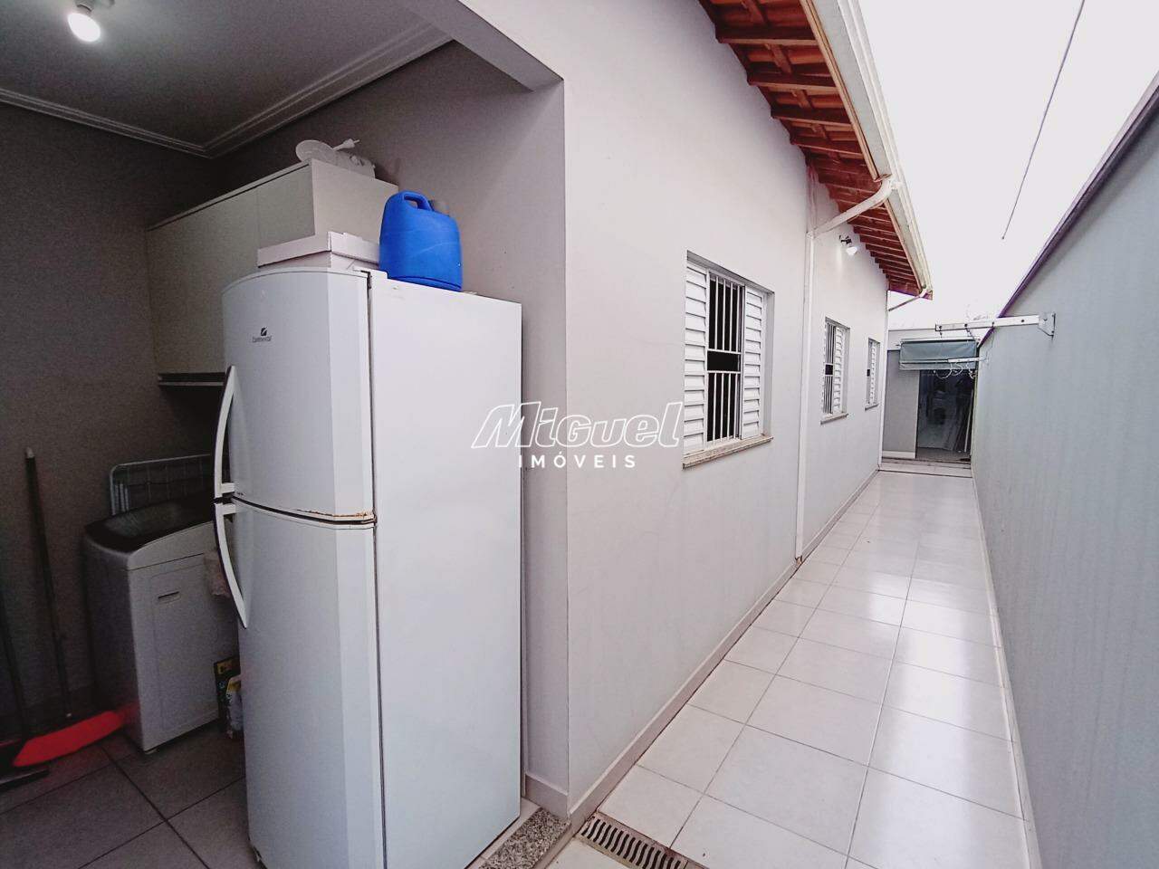 Casa, à venda, Residencial Bertolucci - 3 quartos - Piracicaba/SP: CORREDOR LATERAL DIREITO