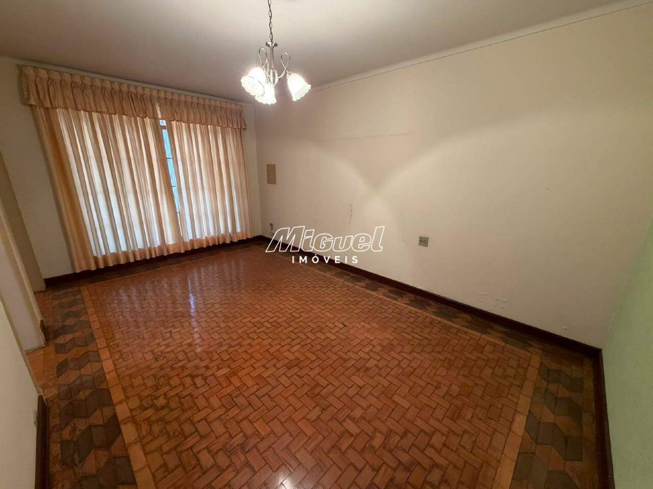 Casa, para aluguel, Centro - 5 quartos - Piracicaba/SP: