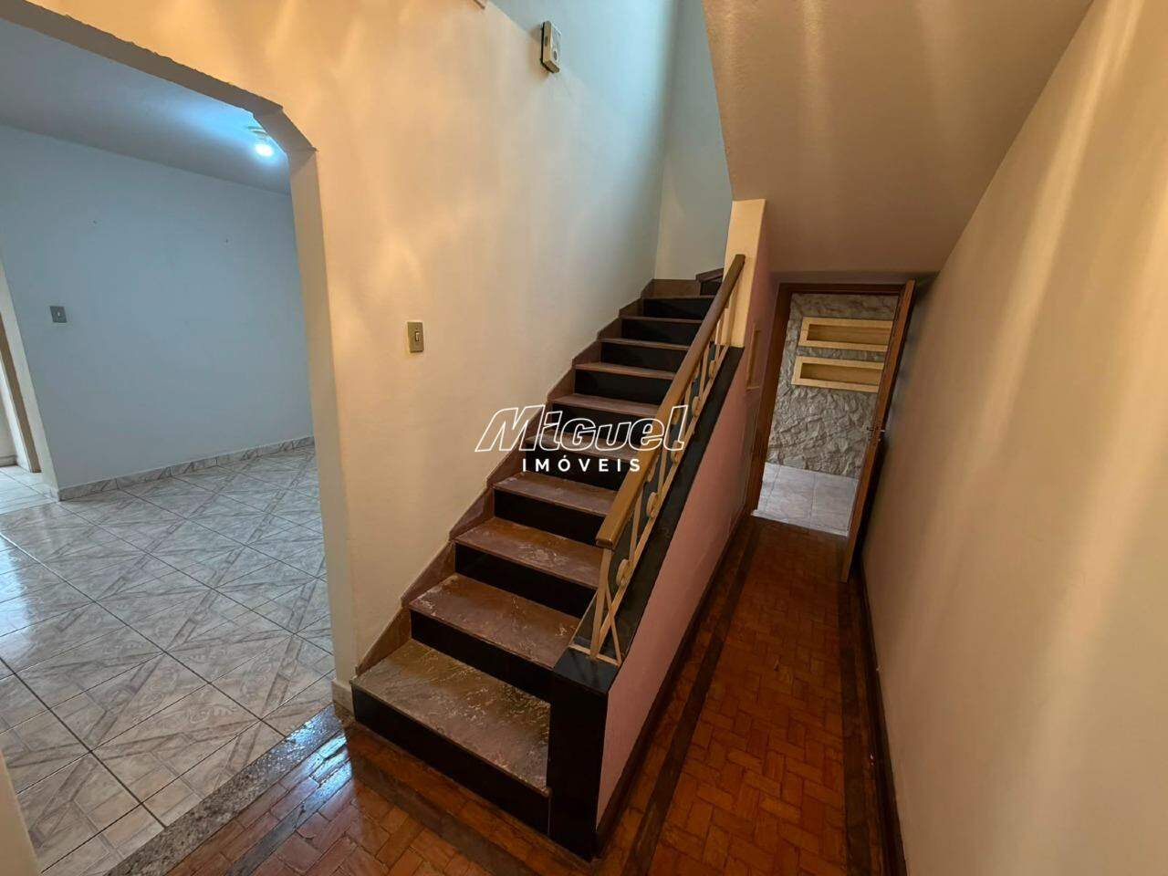 Casa, para aluguel, Centro - 5 quartos - Piracicaba/SP:
