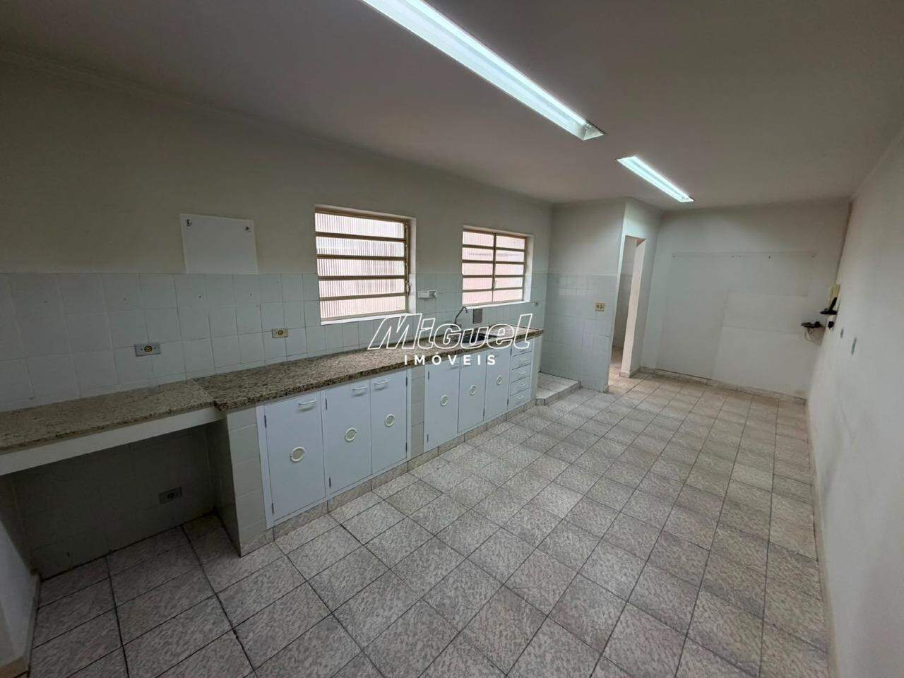 Casa, para aluguel, Centro - 5 quartos - Piracicaba/SP:
