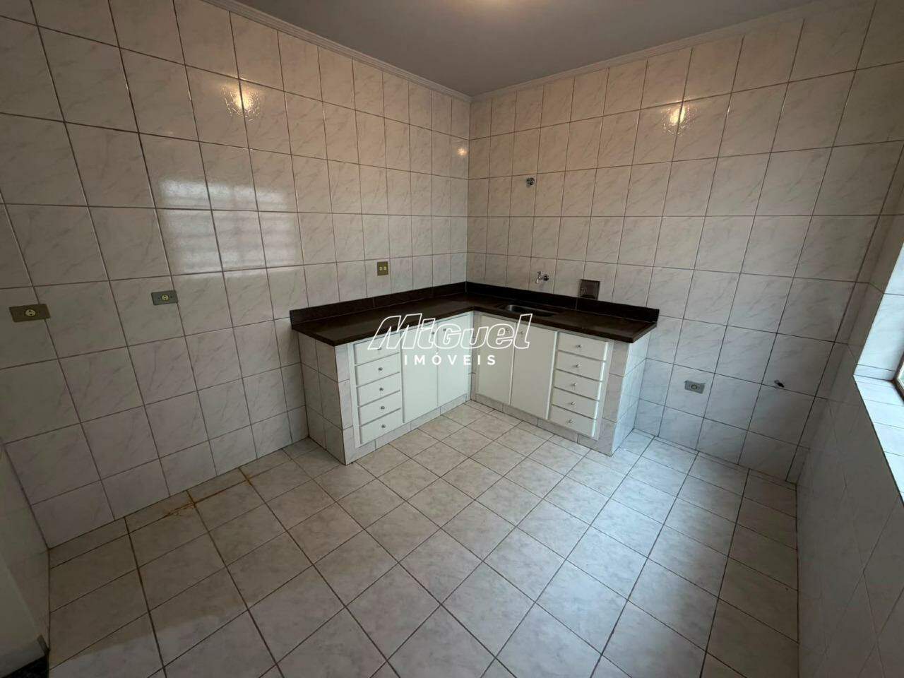 Casa, para aluguel, Centro - 5 quartos - Piracicaba/SP: