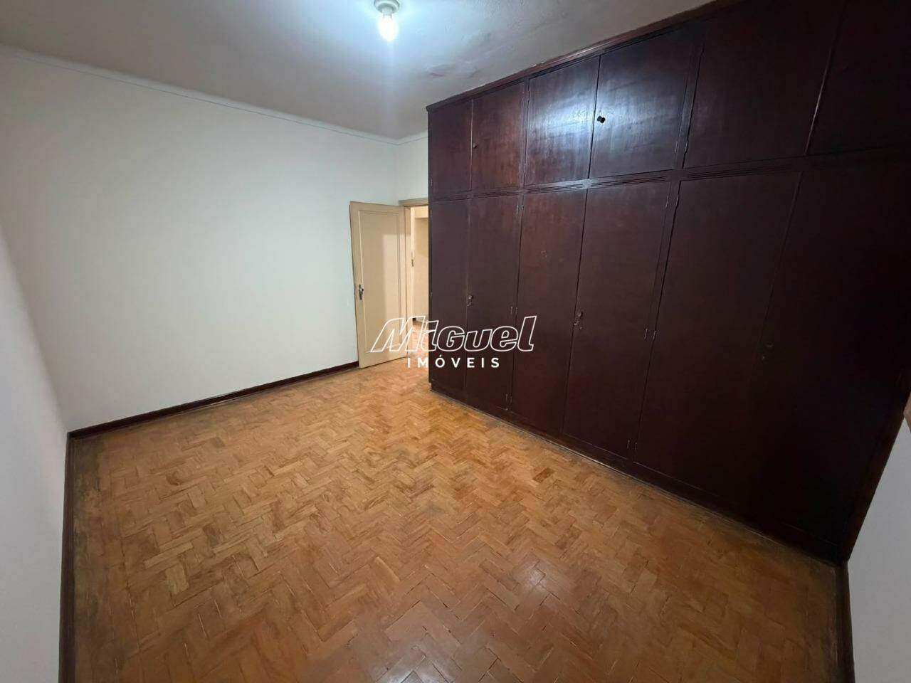 Casa, para aluguel, Centro - 5 quartos - Piracicaba/SP: