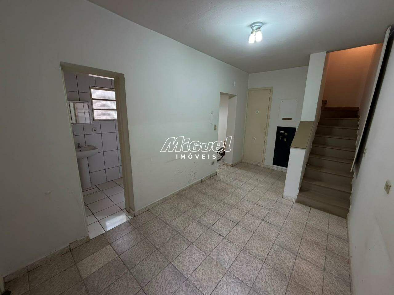 Casa, para aluguel, Centro - 5 quartos - Piracicaba/SP: