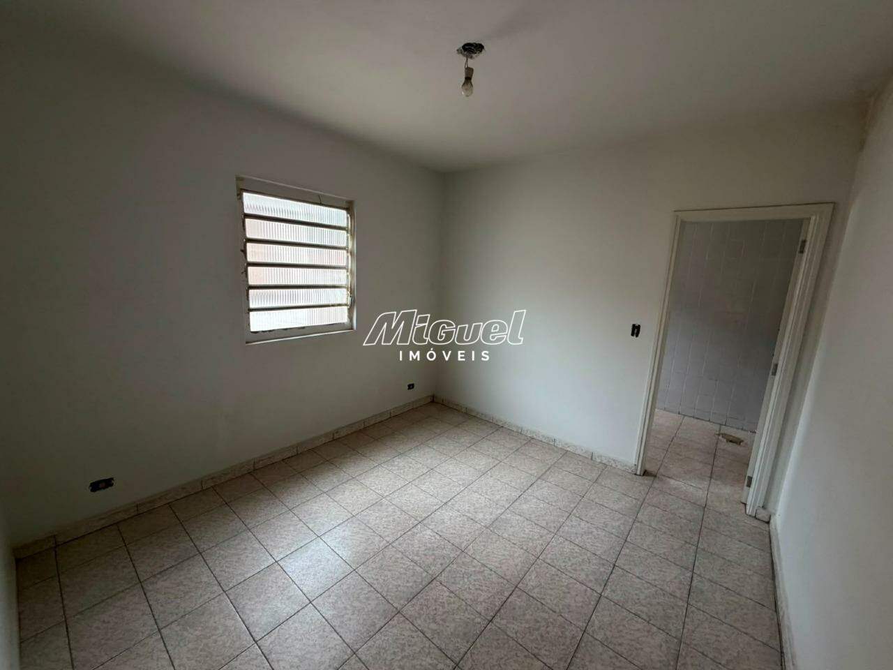 Casa, para aluguel, Centro - 5 quartos - Piracicaba/SP: