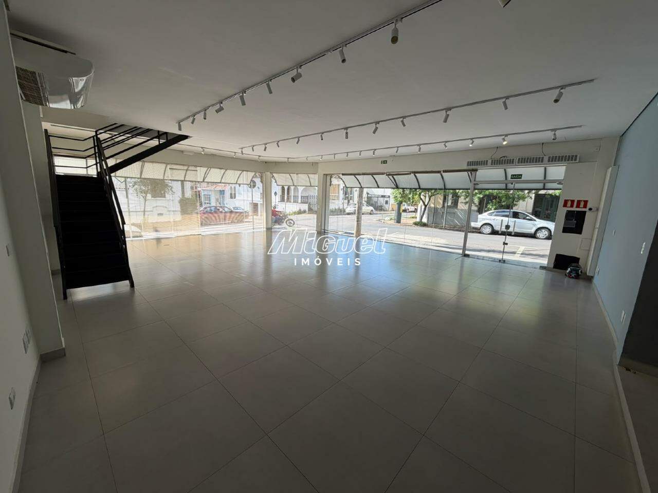 Salão Comercial, para aluguel, Centro - - Piracicaba/SP:
