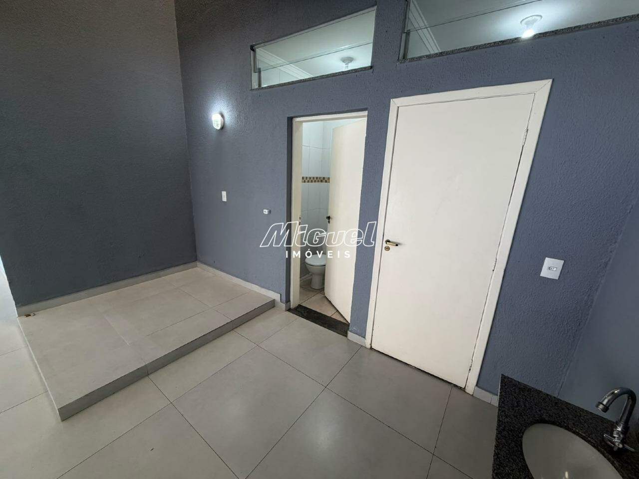 Salão Comercial, para aluguel, Centro - - Piracicaba/SP:
