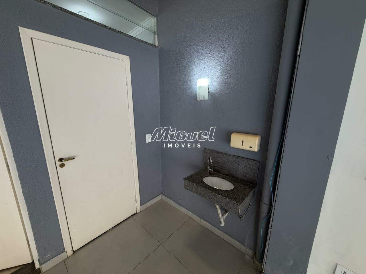 Salão Comercial, para aluguel, Centro - - Piracicaba/SP: