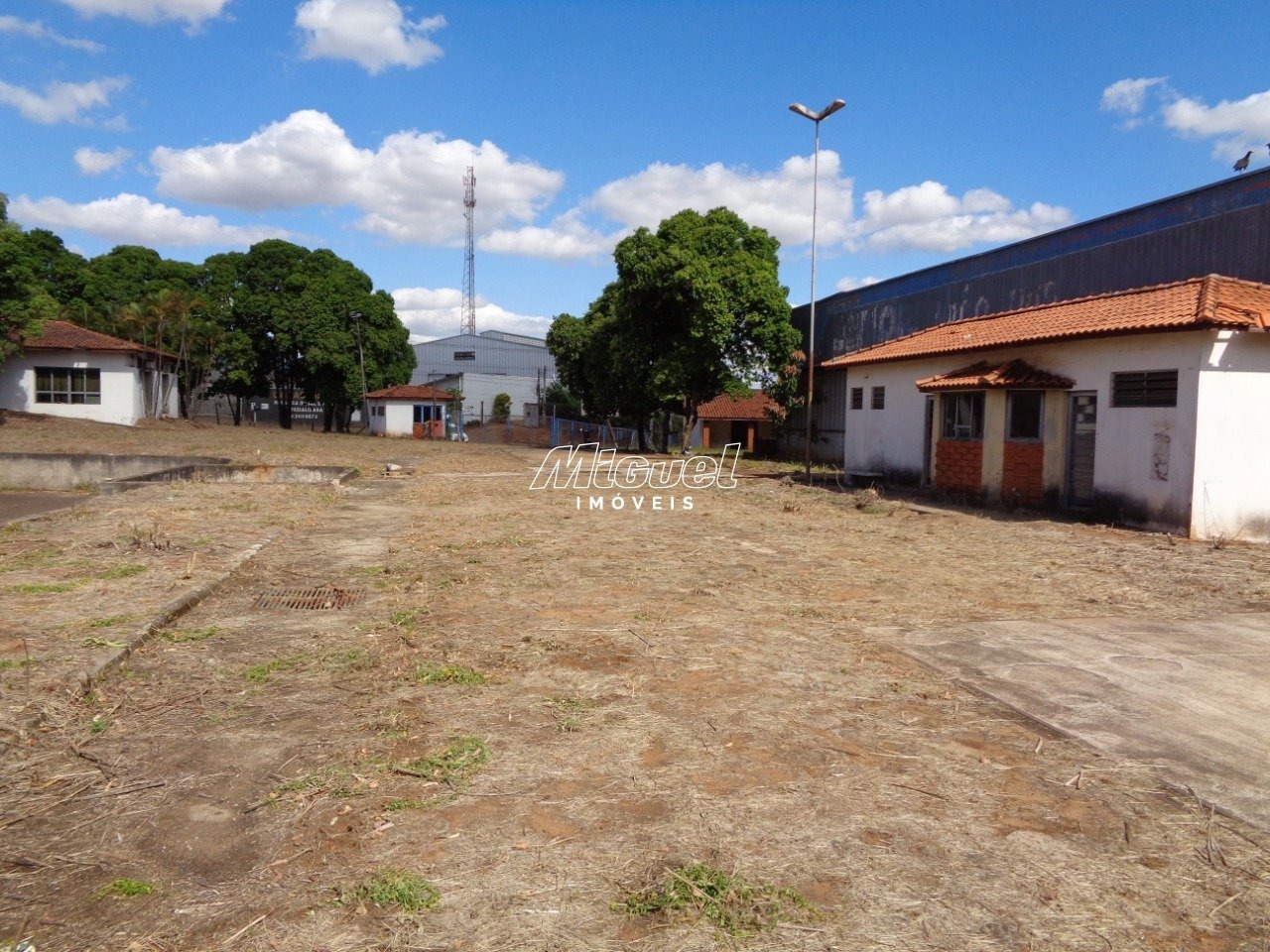 Área Comercial, para aluguel, Campestre - - Piracicaba/SP: 