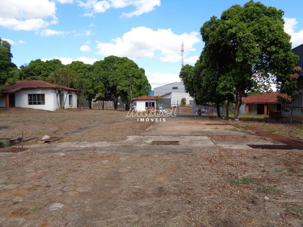 Área Comercial, para aluguel, Campestre - - Piracicaba/SP: 