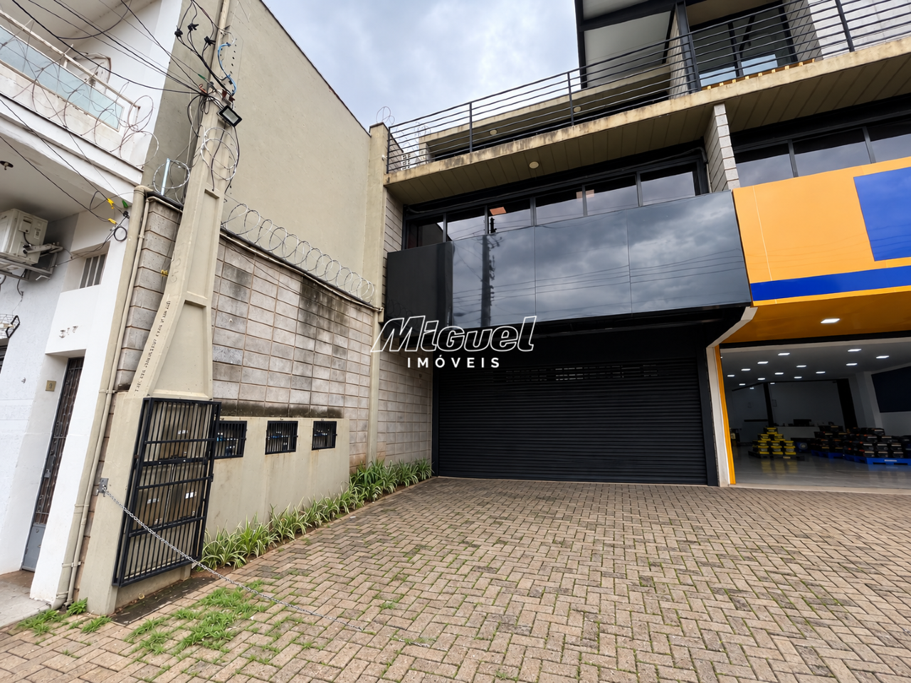 Salão Comercial, para aluguel, Vila Rezende - - Piracicaba/SP: 