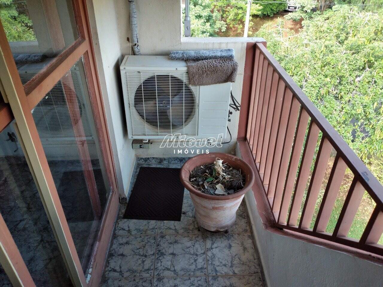 Apartamento à venda no Glebas Califórnia: 