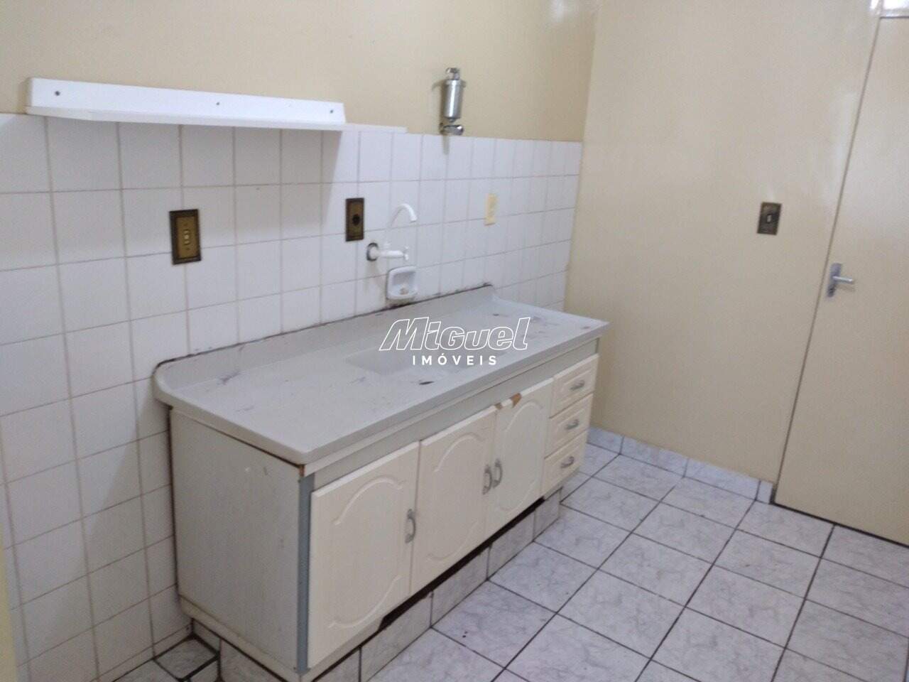 Apartamento à venda no Glebas Califórnia: 