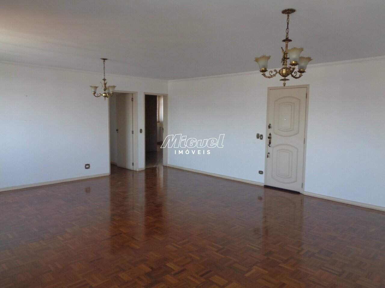 Apartamento, à venda, Centro - 3 quartos Edifício Comendador Oswaldo Miori - Piracicaba/SP: 