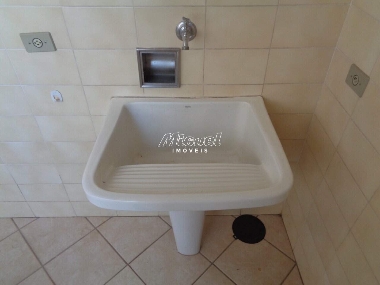 Apartamento, à venda, Centro - 3 quartos Edifício Comendador Oswaldo Miori - Piracicaba/SP: 