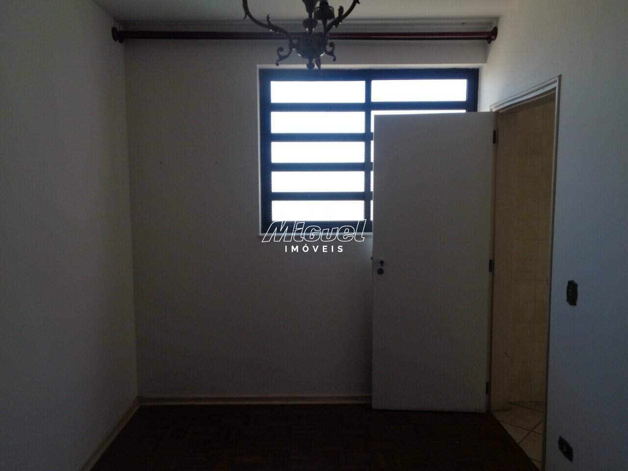 Apartamento, à venda, Centro - 3 quartos Edifício Comendador Oswaldo Miori - Piracicaba/SP: 