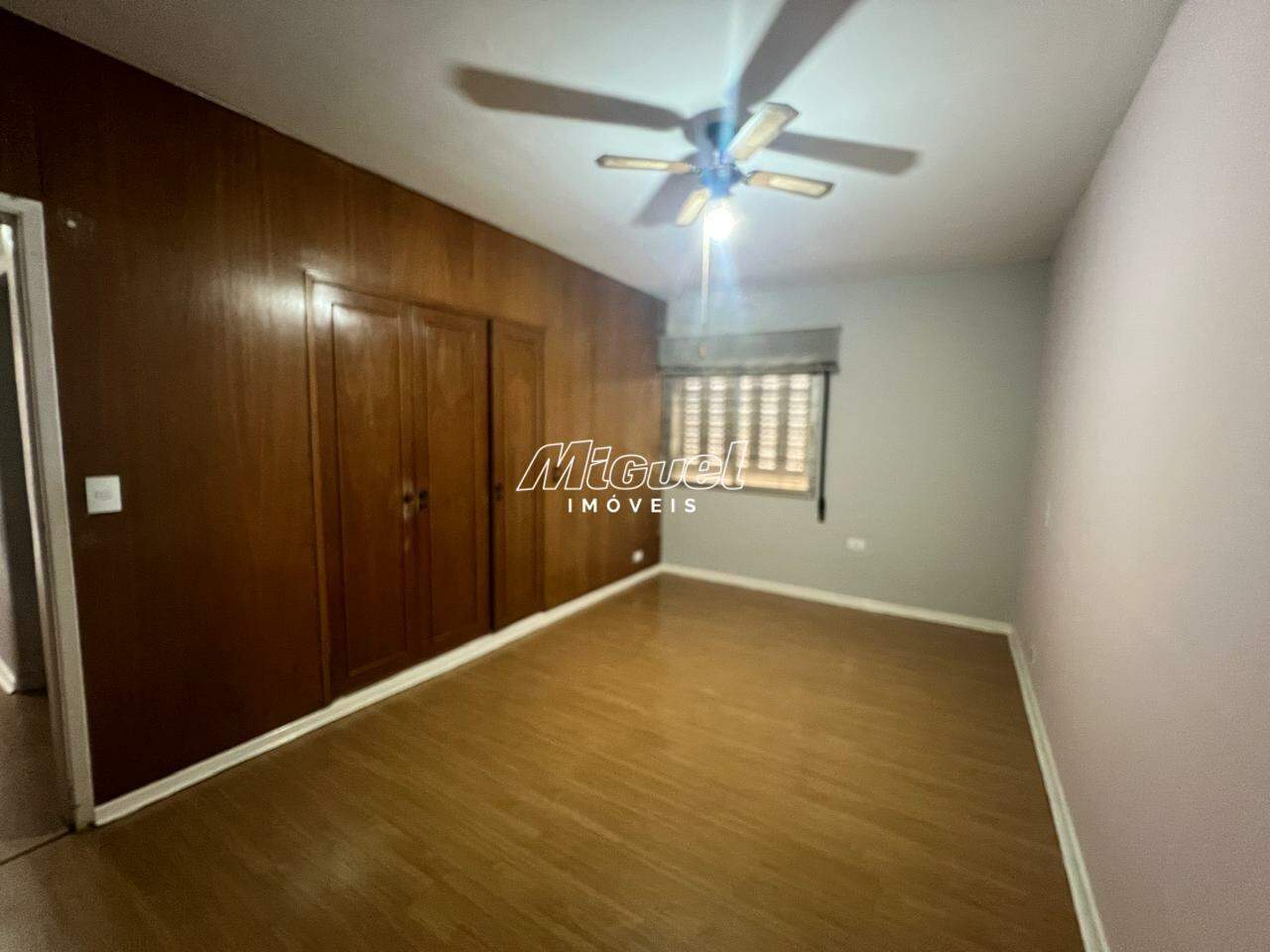 Apartamento, Área Total 0,00m² à venda, Centro - Piracicaba 3 quartos Condomínio Edifício Maria G. Orsini : 