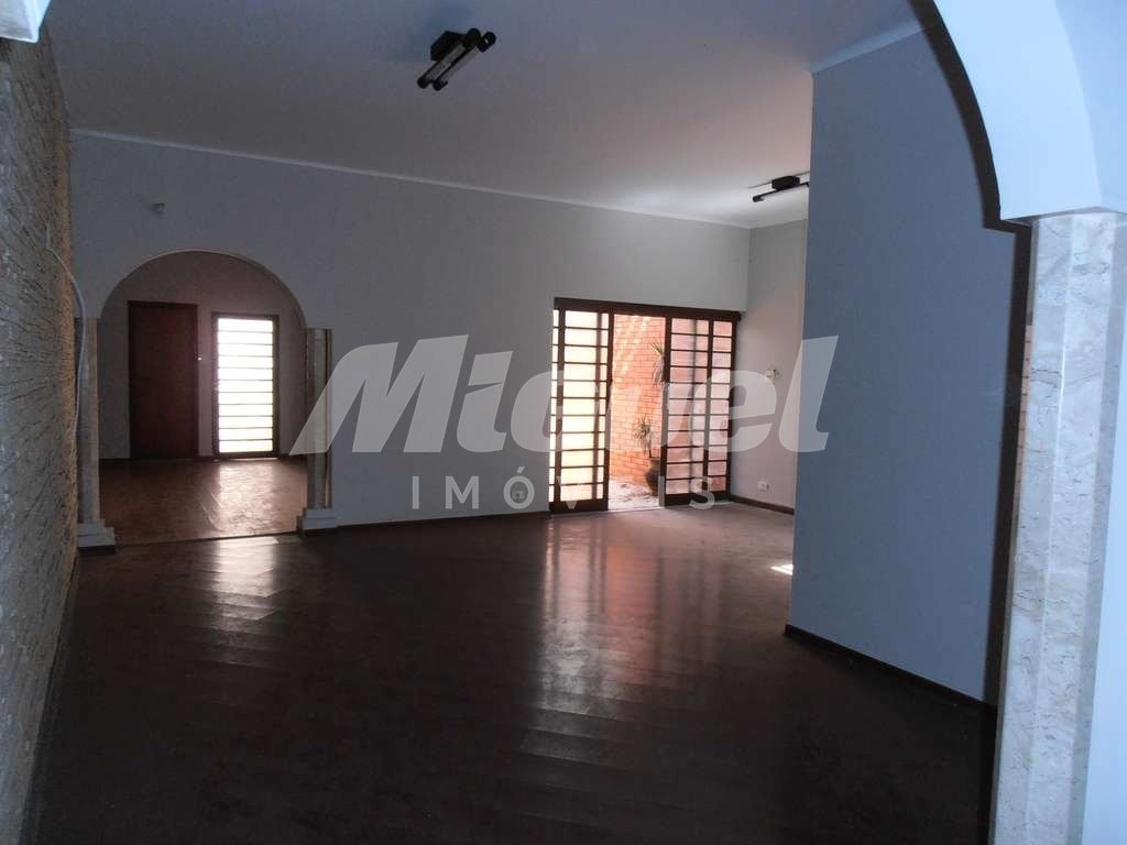 Casa, à venda, Centro - 4 quartos - Piracicaba/SP: 