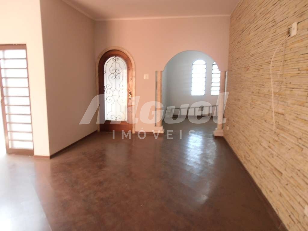 Casa, à venda, Centro - 4 quartos - Piracicaba/SP: 