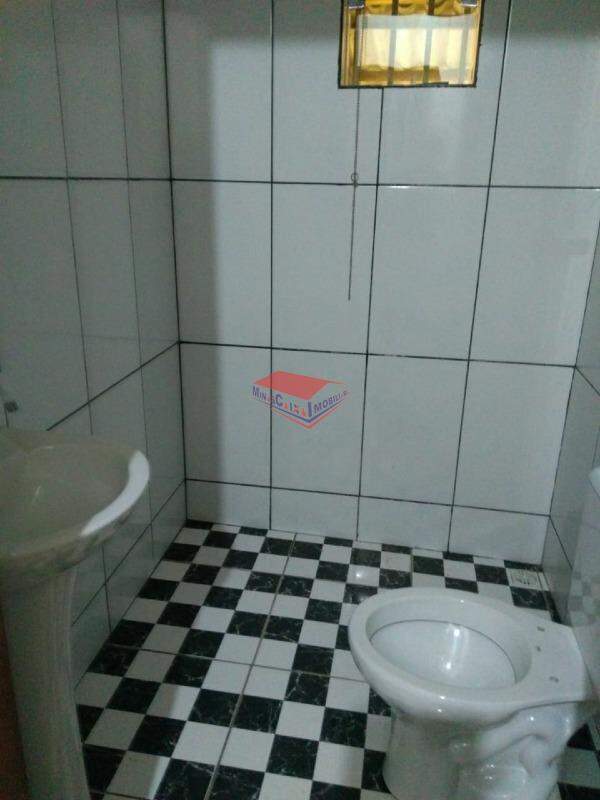 Casa para alugar com 2 quartos, 80m² - Foto 13