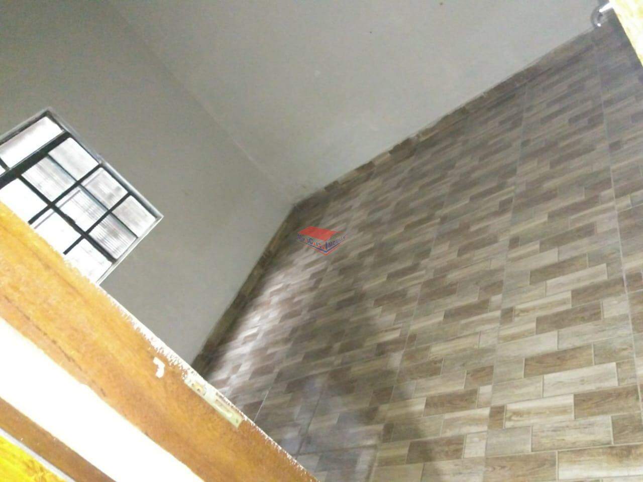 Casa para alugar com 2 quartos, 80m² - Foto 10