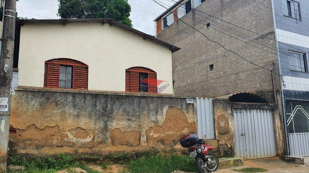 Casa à venda com 2 quartos, 110m² - Foto 4