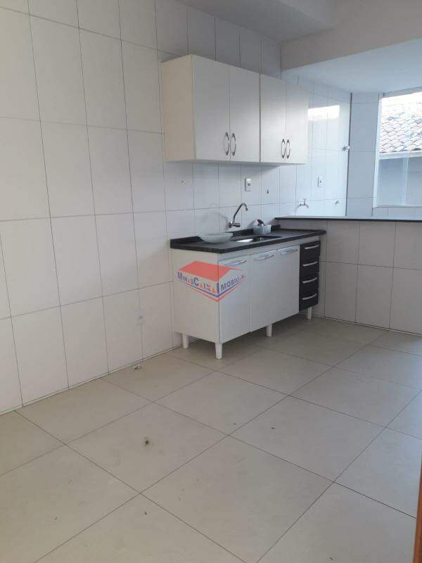 Apartamento à venda com 3 quartos, 116m² - Foto 9