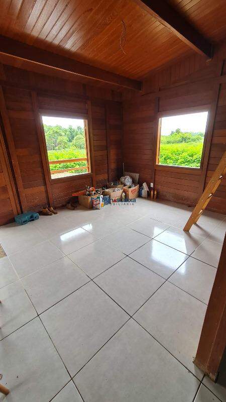 Chácara à venda com 2 quartos, 150m² - Foto 8