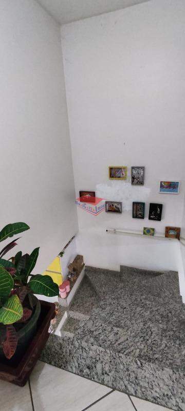 Casa para alugar com 3 quartos, 184m² - Foto 15