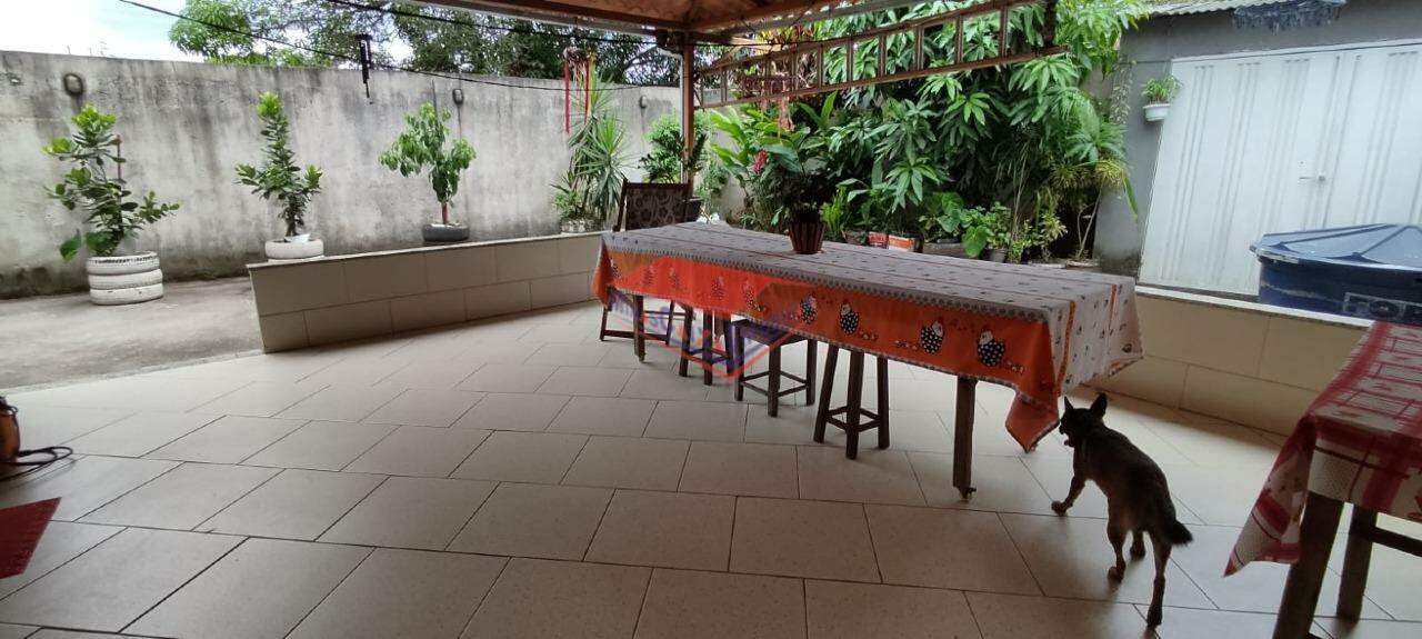 Casa para alugar com 3 quartos, 184m² - Foto 21
